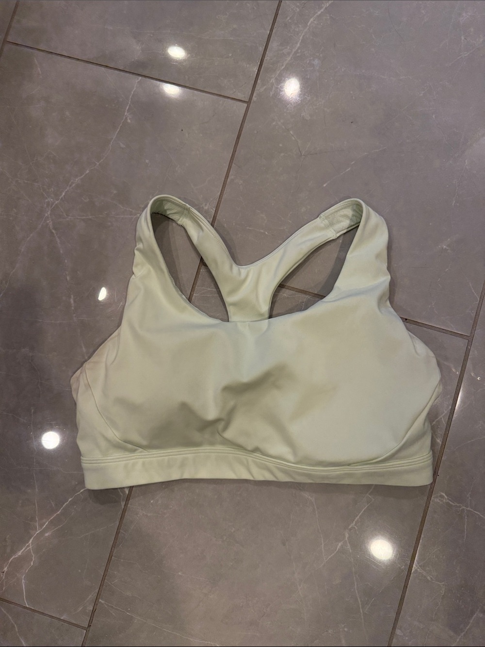Athleta, Ultimate Bra, Size L, D-DD+ cup. Good condition!